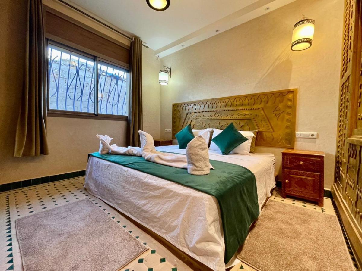 Hotel Apartments Lexpert " Riad The Family" Merzuga Kültér fotó